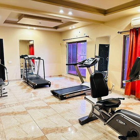 Grand Regent Hotel And Suites ไฟซาลาบัด ภายนอก รูปภาพ