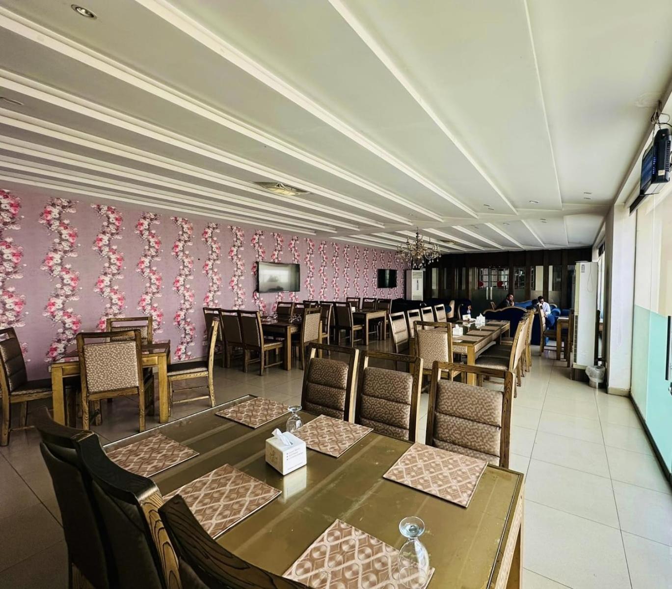 Grand Regent Hotel And Suites ไฟซาลาบัด ภายนอก รูปภาพ