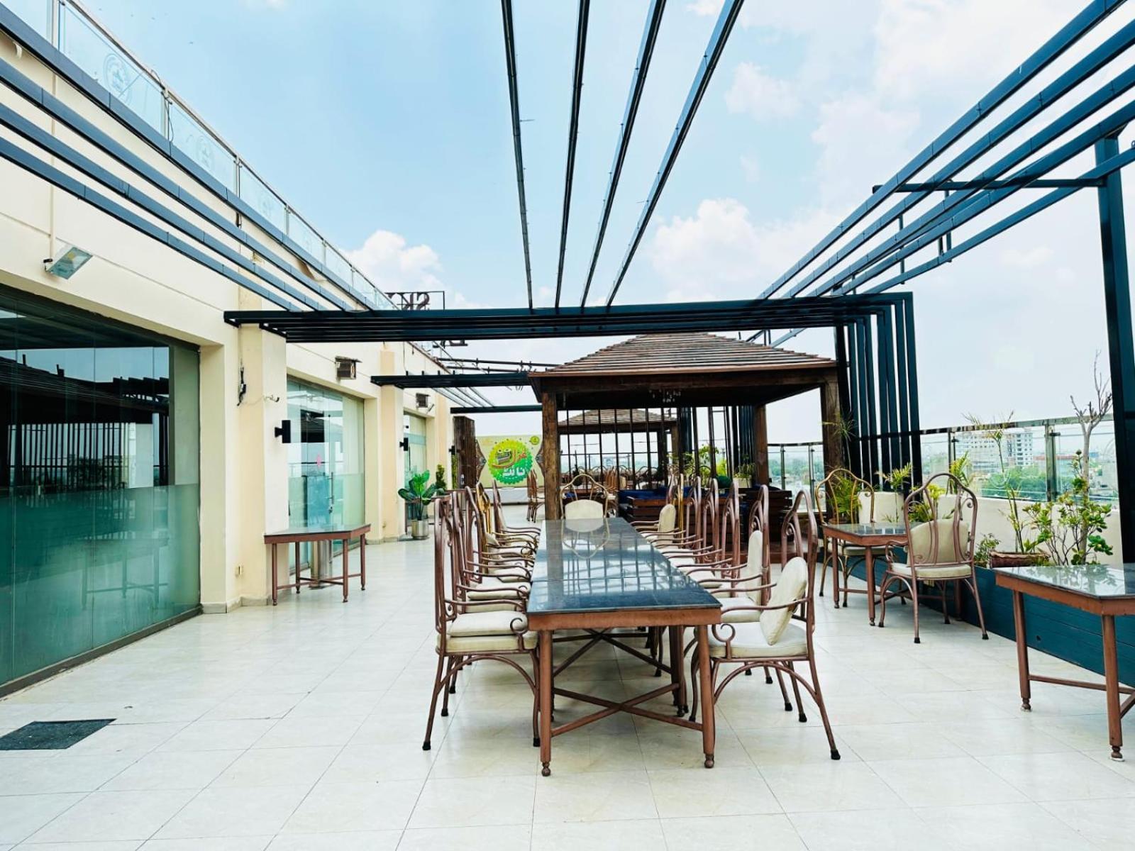 Grand Regent Hotel And Suites ไฟซาลาบัด ภายนอก รูปภาพ