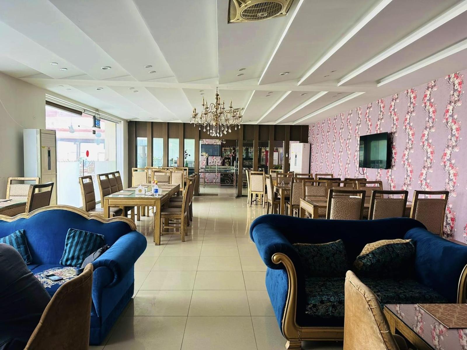 Grand Regent Hotel And Suites ไฟซาลาบัด ภายนอก รูปภาพ